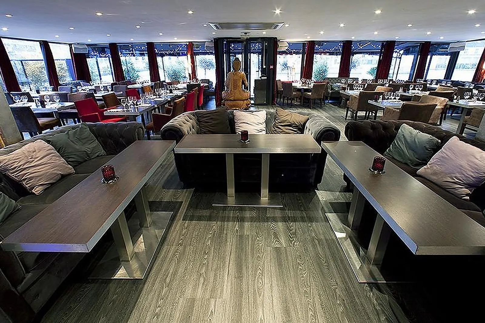 Lieux événementiels, TOUT LE MONDE EN PARLE