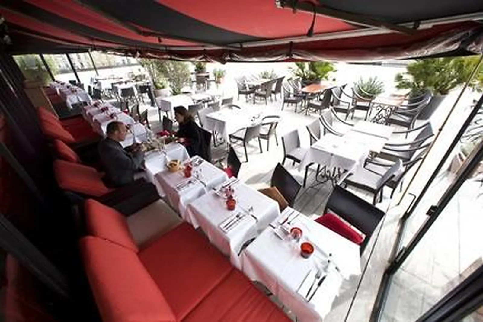 Lieux événementiels, TOUT LE MONDE EN PARLE