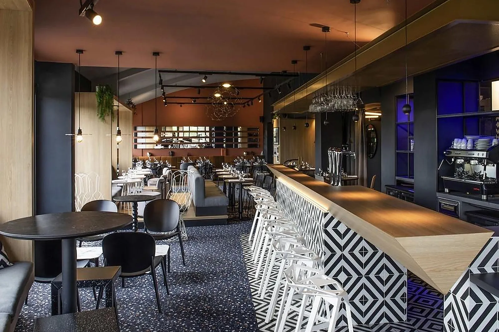 Lieux événementiels, TRIBE CARCASSONNE