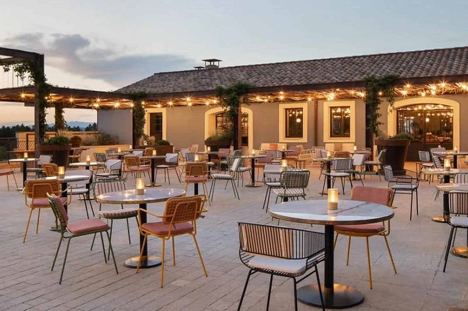 Lieux événementiels, ULTIMATE PROVENCE