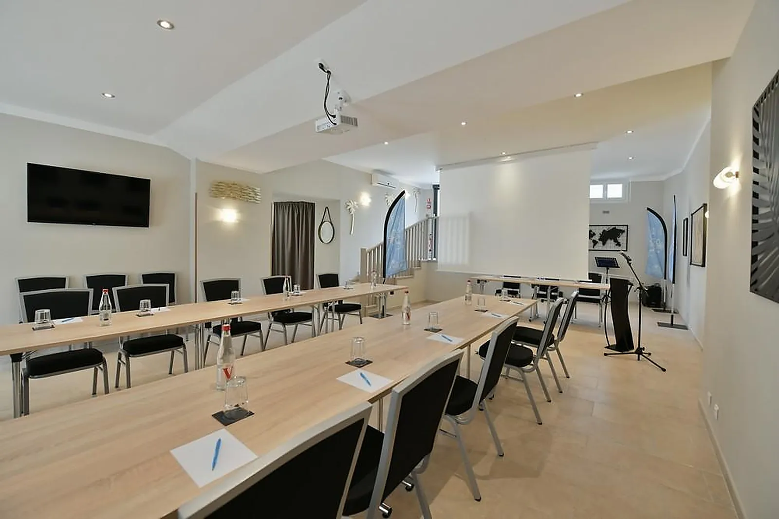 Lieux événementiels, UNIQUE HÔTEL ET RÉSIDENCE