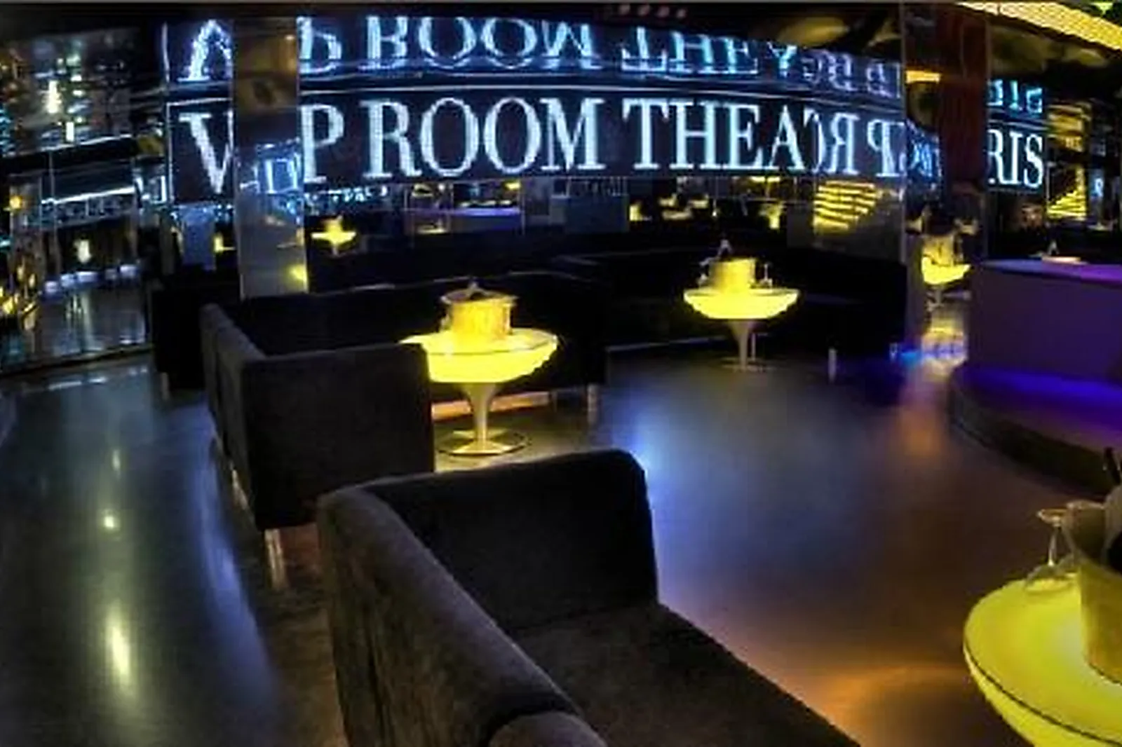 Lieux événementiels, VIP ROOM THEATER