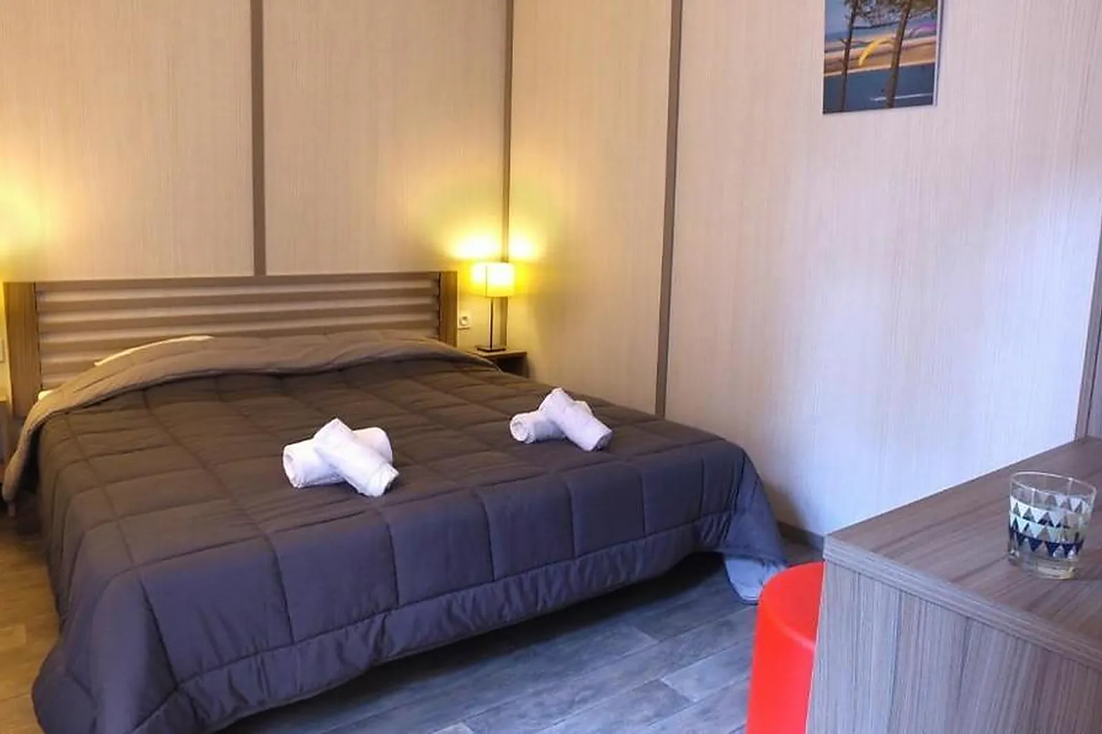 Lieux événementiels, VVF CLUB INTENSE LE CAP FERRET