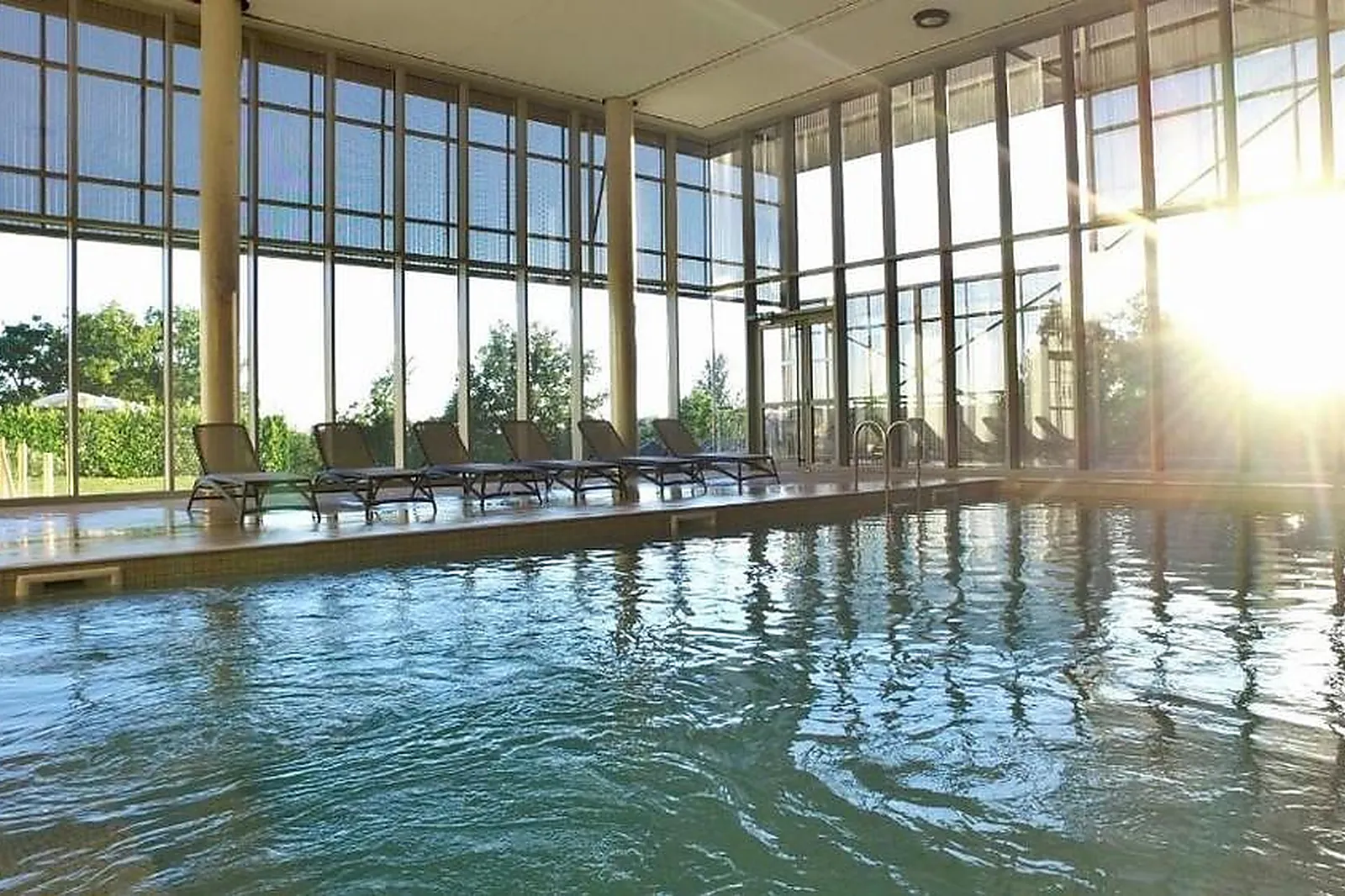 Lieux événementiels, VVF CLUB INTENSE LES BASTIDES EN AVEYRON