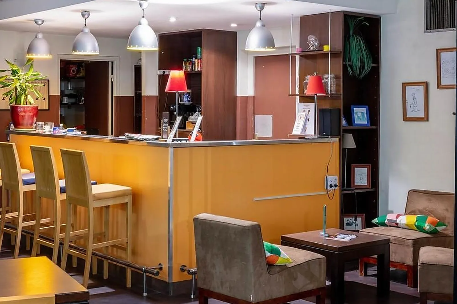 Lieux événementiels, VAL HOTEL