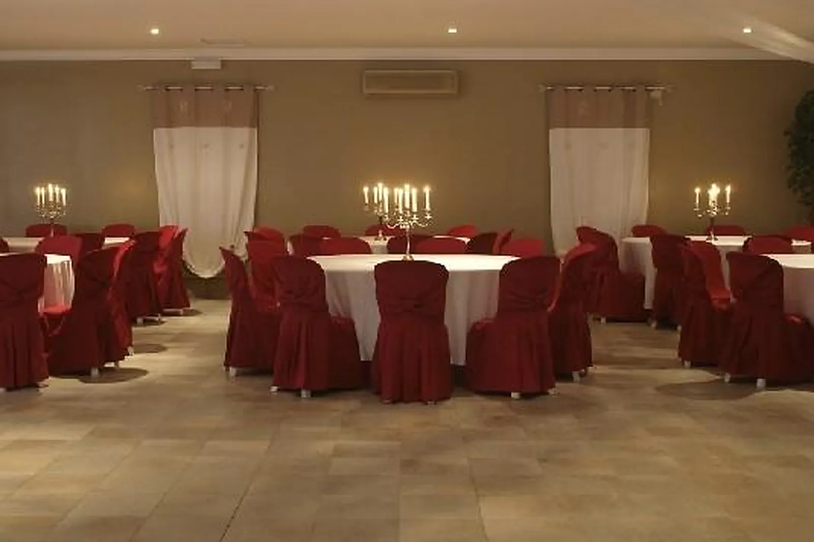 Lieux événementiels, VAL DES PINS