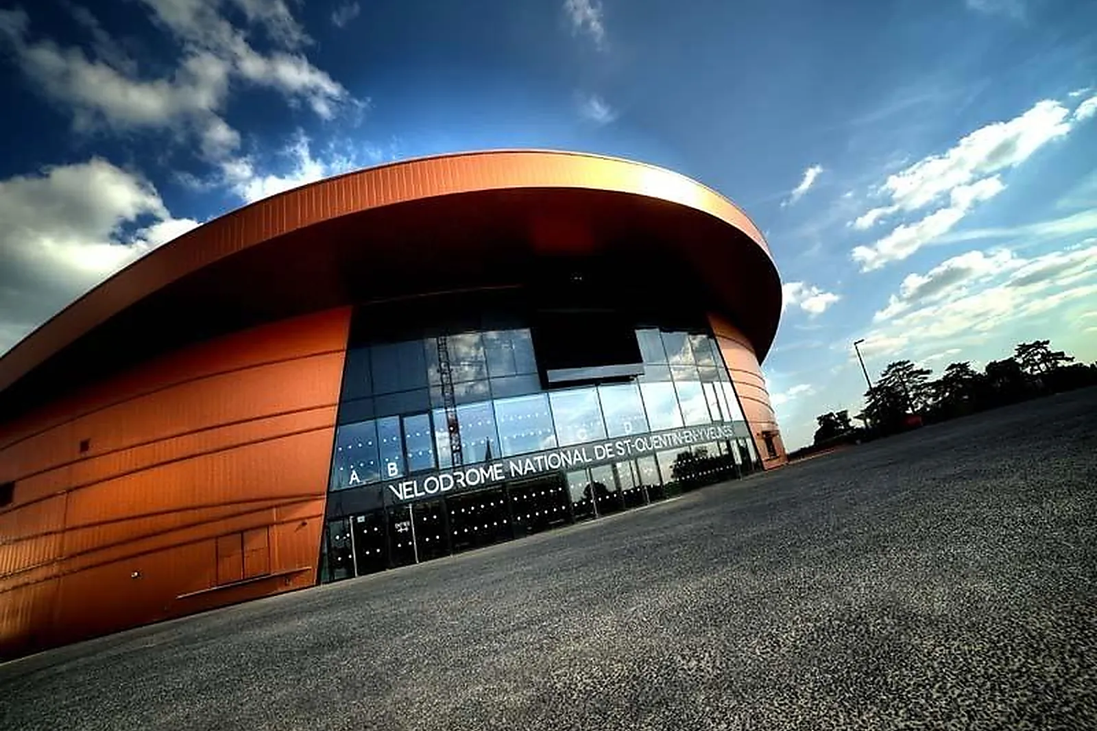 Lieux événementiels, VÉLODROME NATIONAL