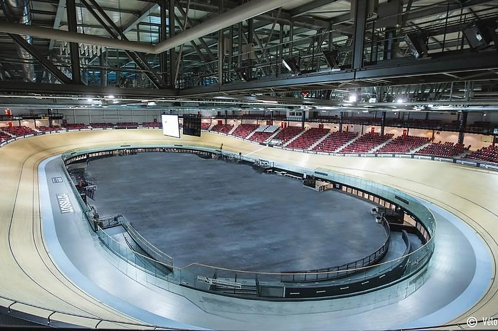 Lieux événementiels, VÉLODROME NATIONAL