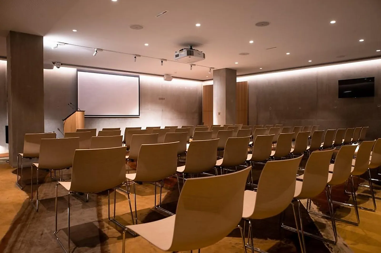 Lieux événementiels, VILLA M