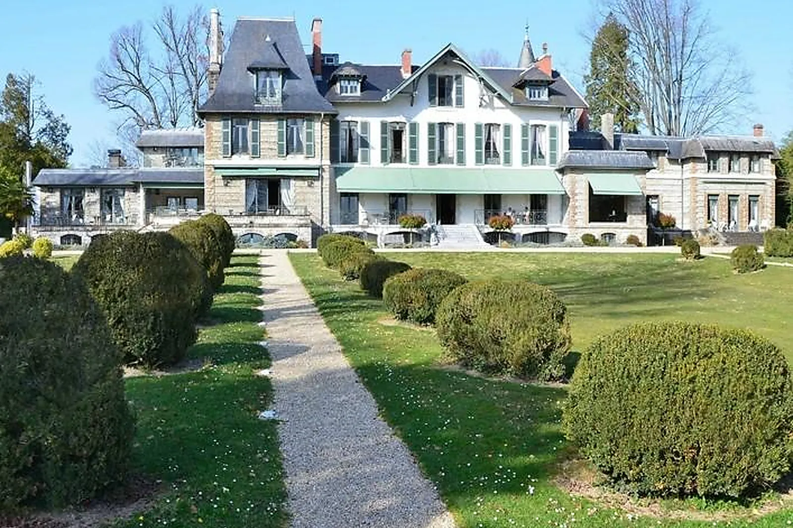 Lieux événementiels, VILLA NAVARRE