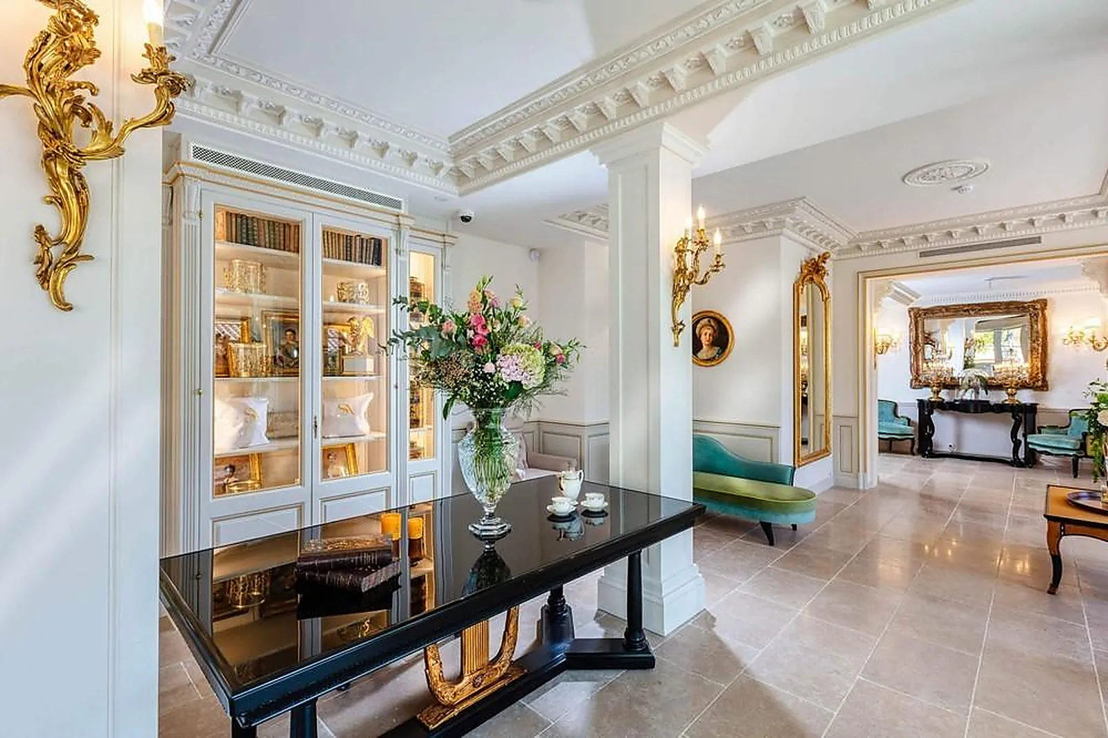 Lieux événementiels, VILLA SAINT-ANGE