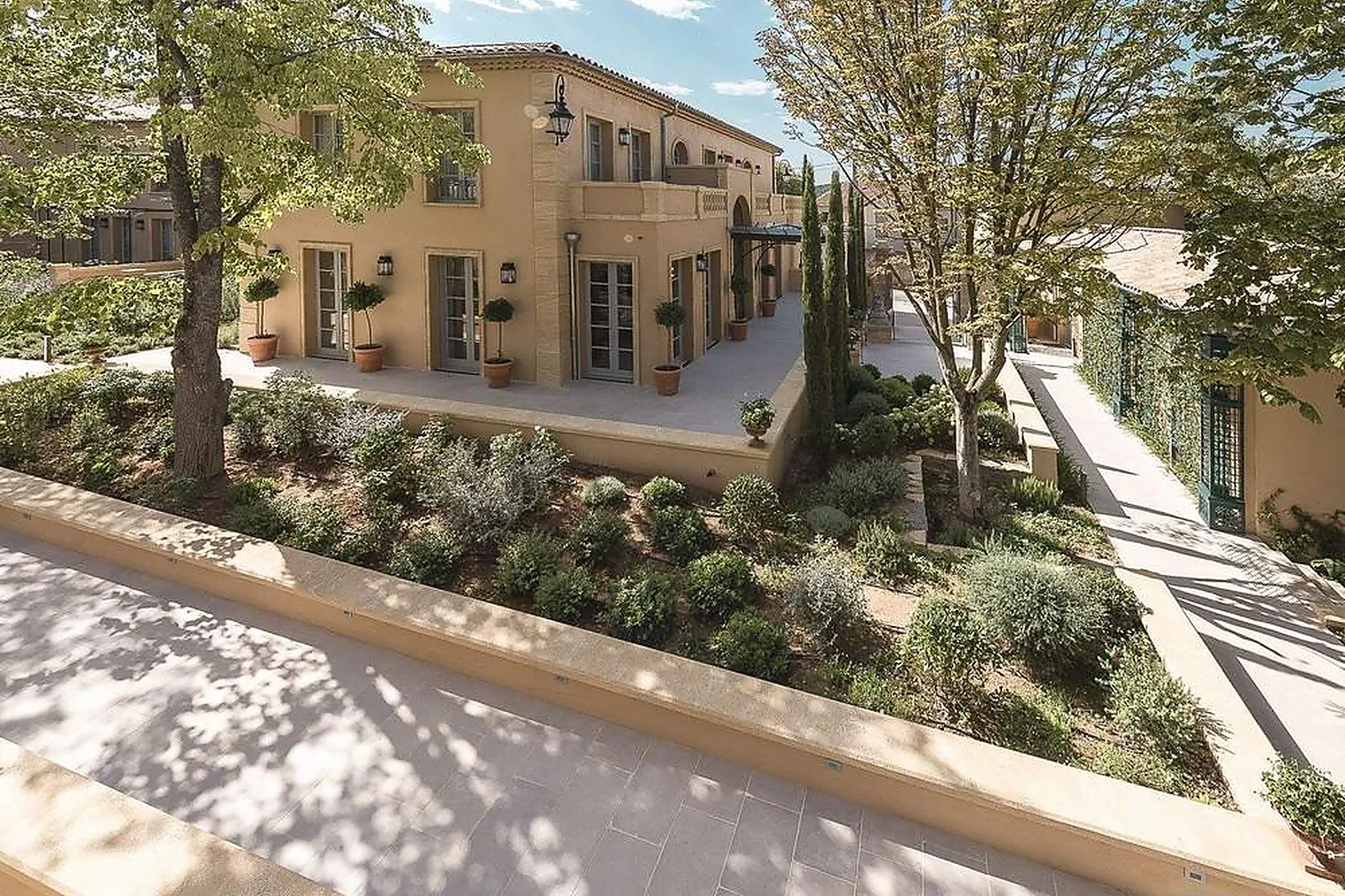 Lieux événementiels, VILLA SAINT-ANGE