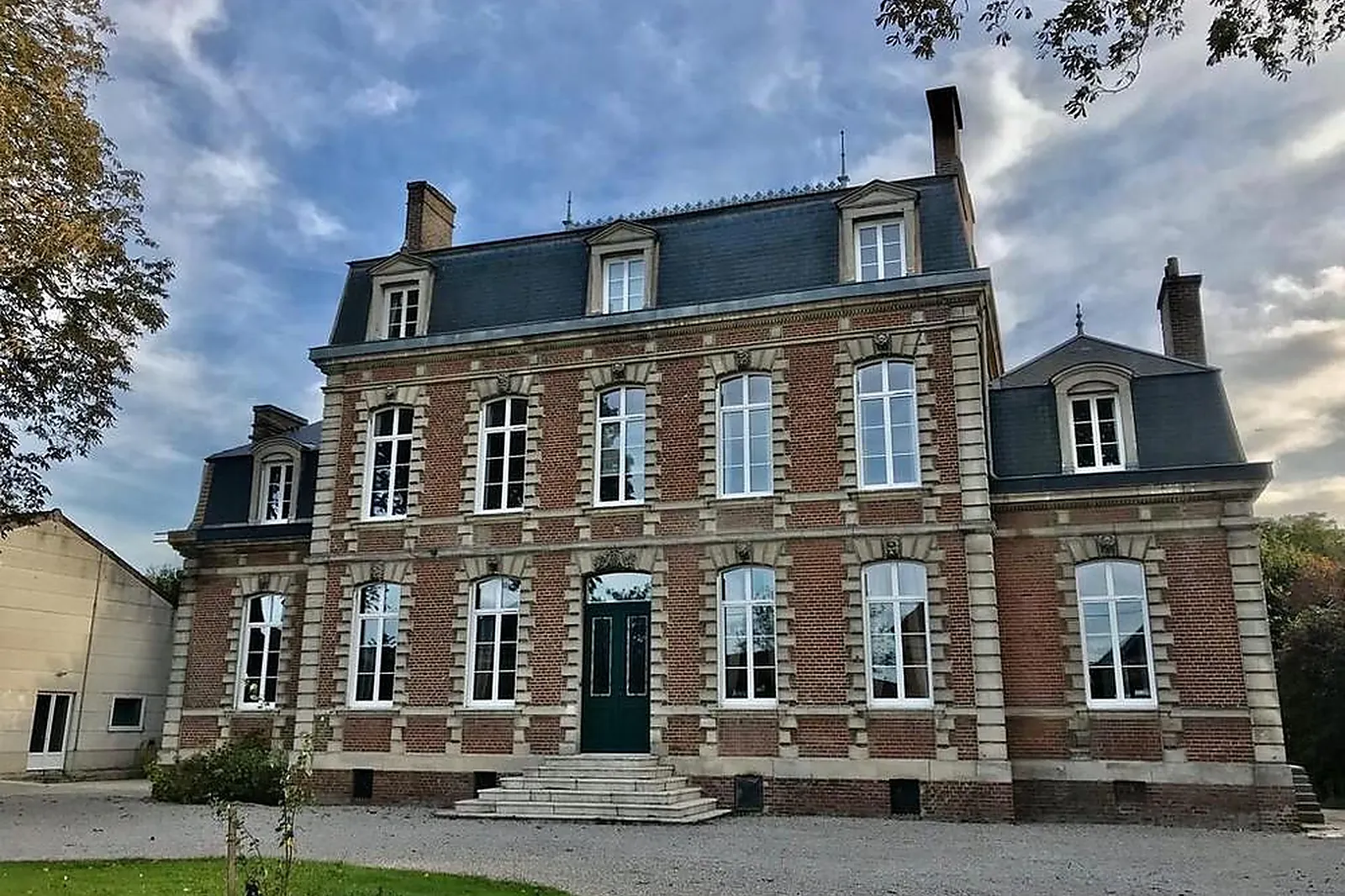 Lieux événementiels, VILLA VARENTIA