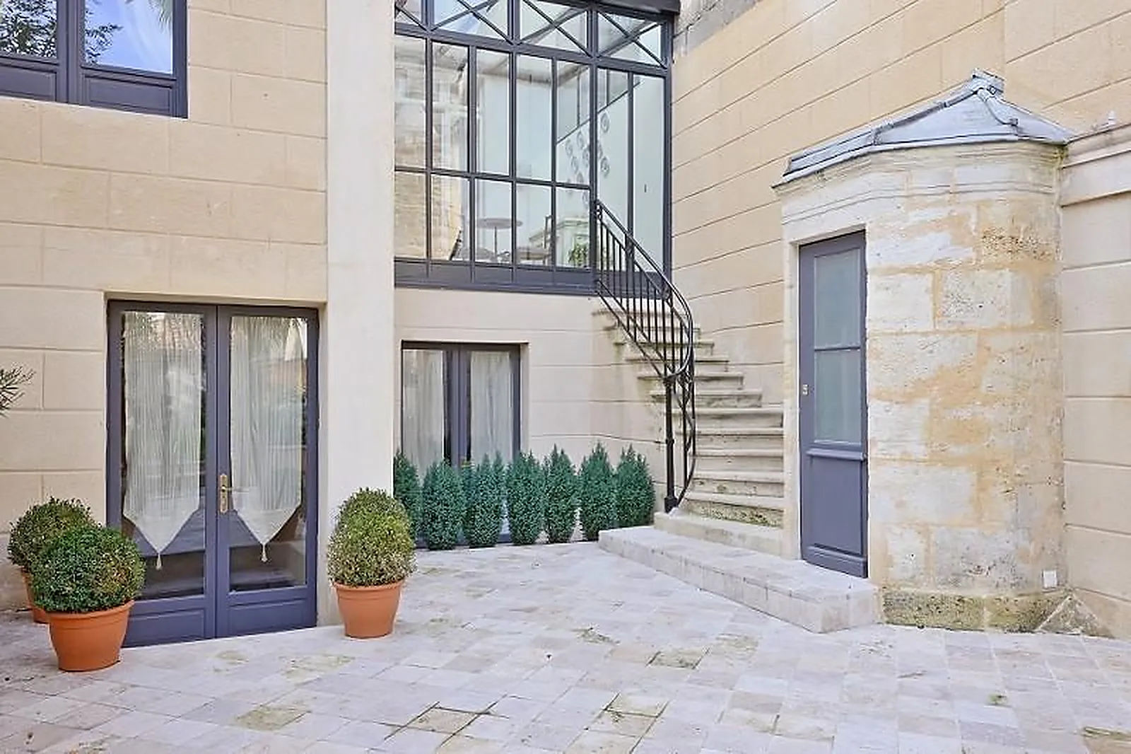 Lieux événementiels, VILLA VICTOR LOUIS