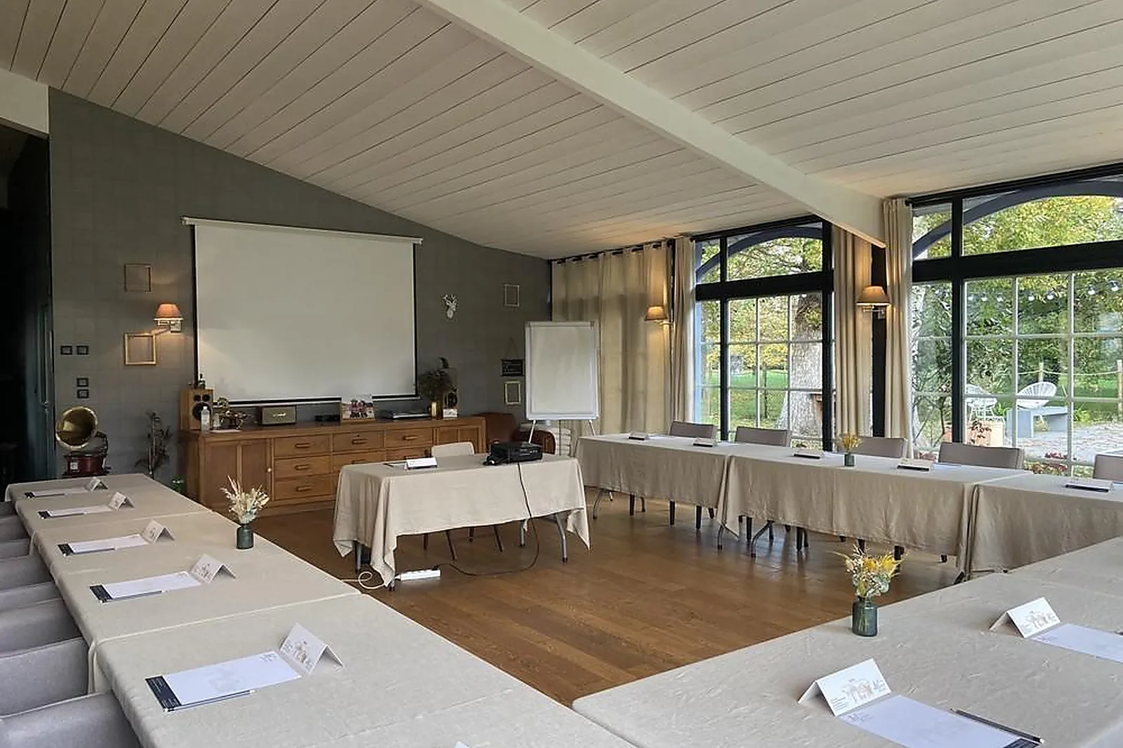 Lieux événementiels, VILLA DE LA HAUTE FORÊT