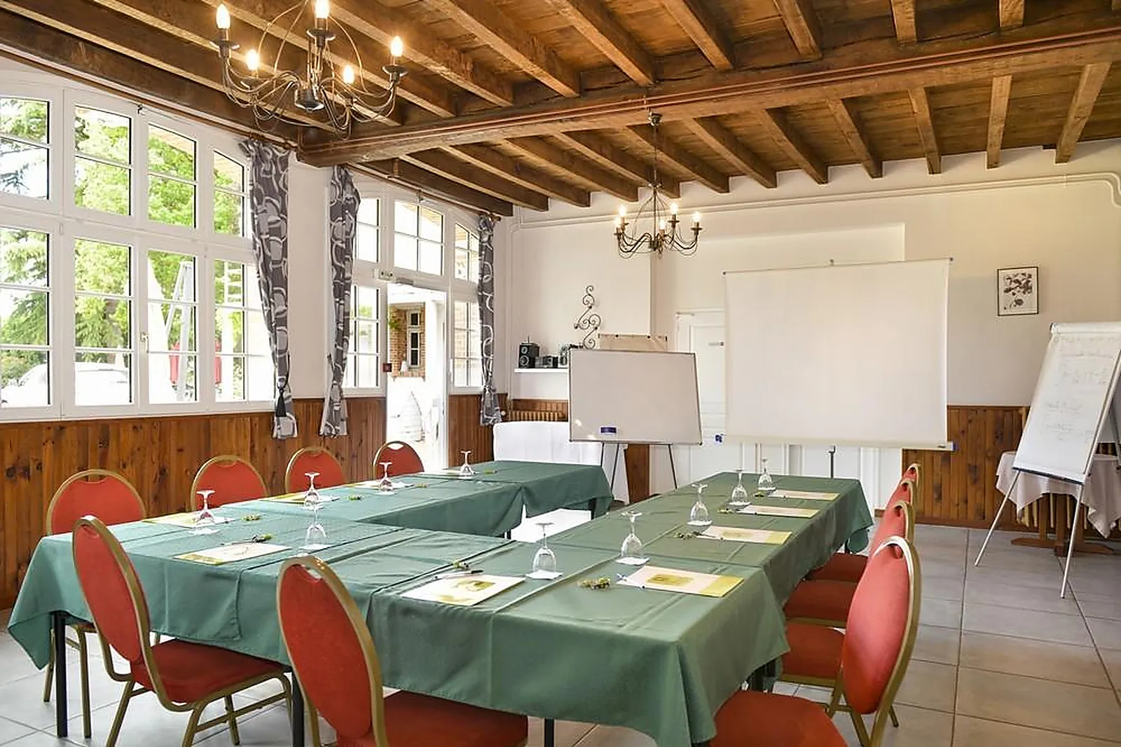 Lieux événementiels, VILLA DES BORDES