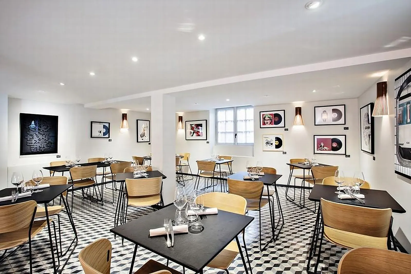 Lieux événementiels, VILLA DU TAUR