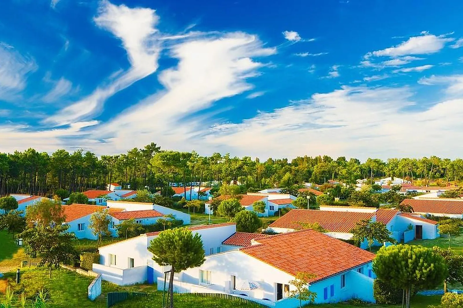 Lieux événementiels, VILLAGE CLUB LA GRANDE BAIE