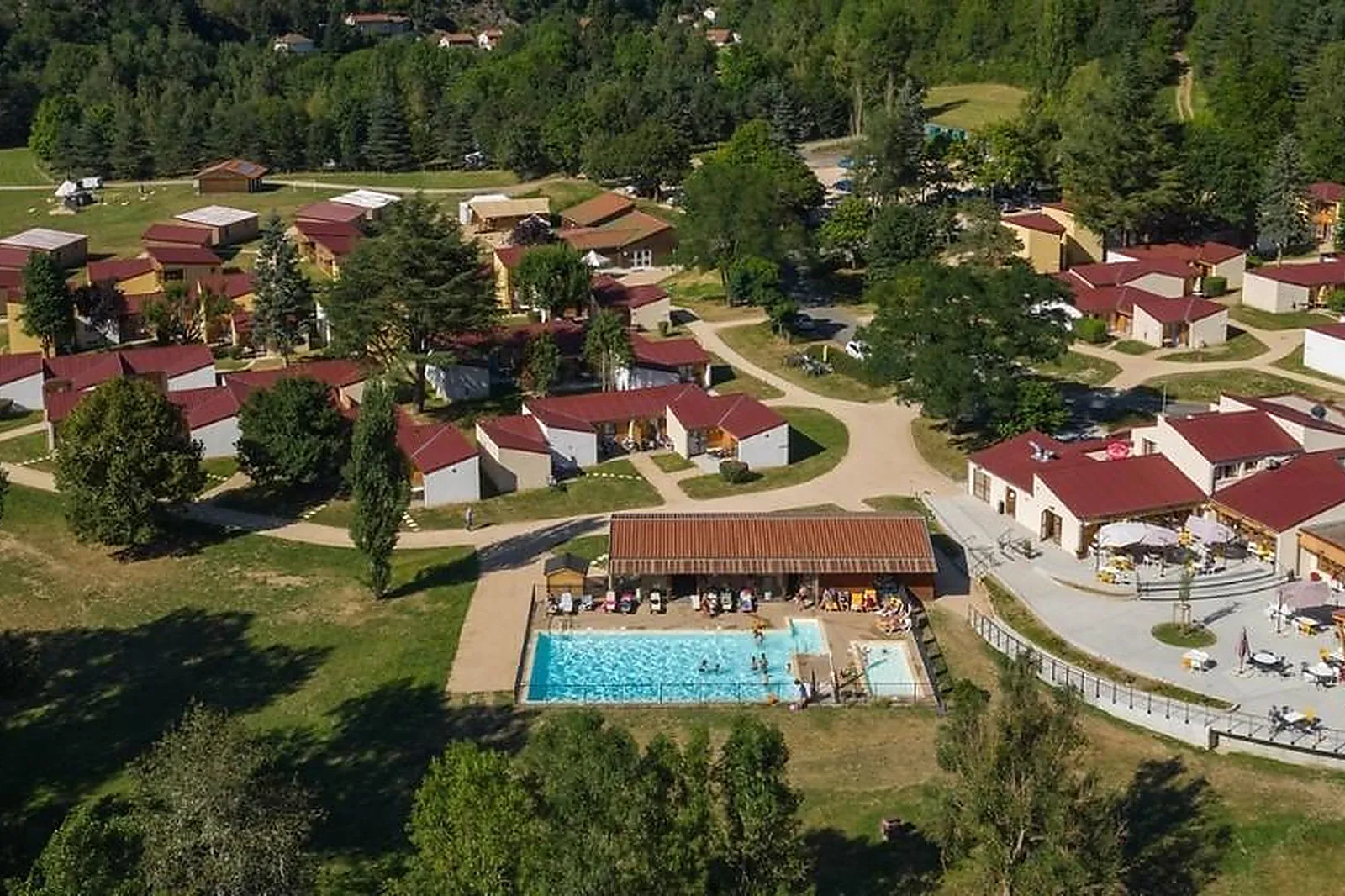 Lieux événementiels, VILLAGE CLUB MILÉADE ALLEYRAS