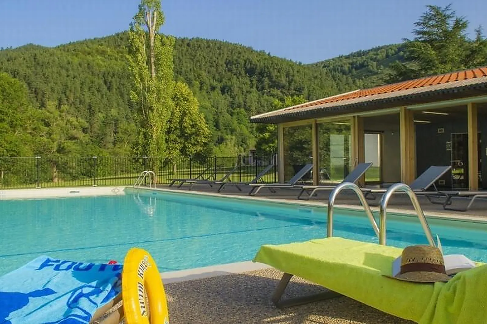 Lieux événementiels, VILLAGE CLUB MILÉADE ALLEYRAS