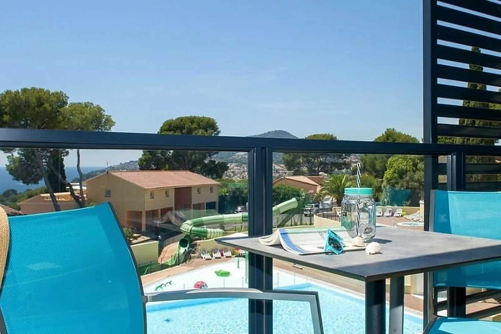 Lieux événementiels, VILLAGE CLUB MILÉADE CARQUEIRANNE