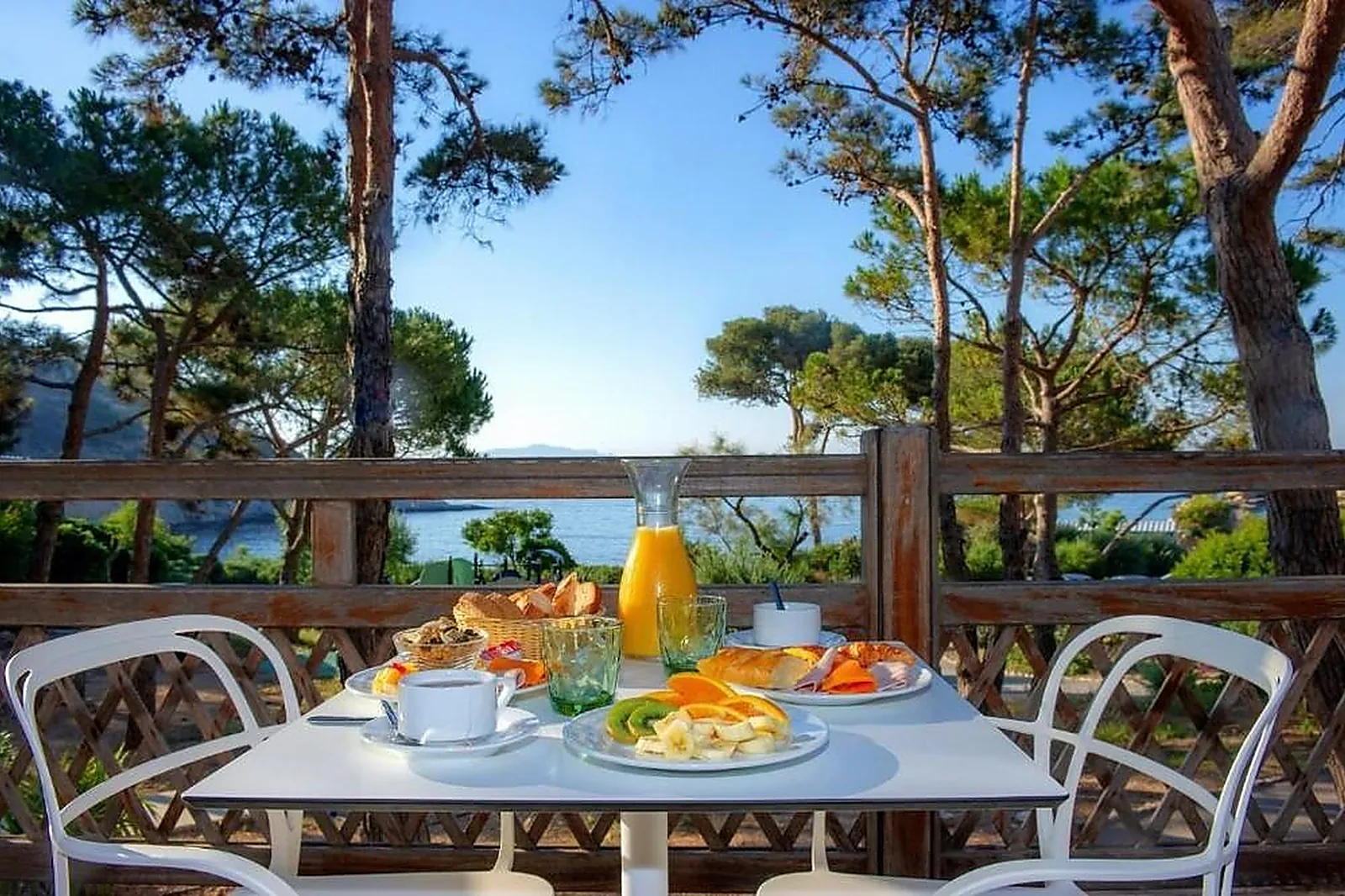 Lieux événementiels, VILLAGE CLUB MILÉADE CARRY-LE-ROUET