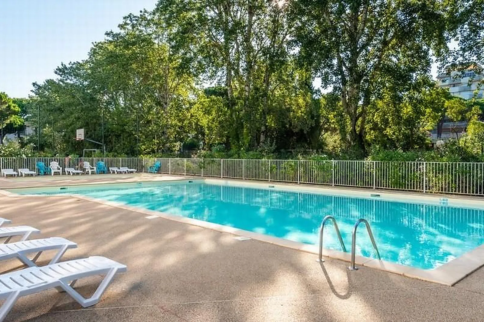 Lieux événementiels, VILLAGE CLUB MILÉADE LA GRANDE-MOTTE