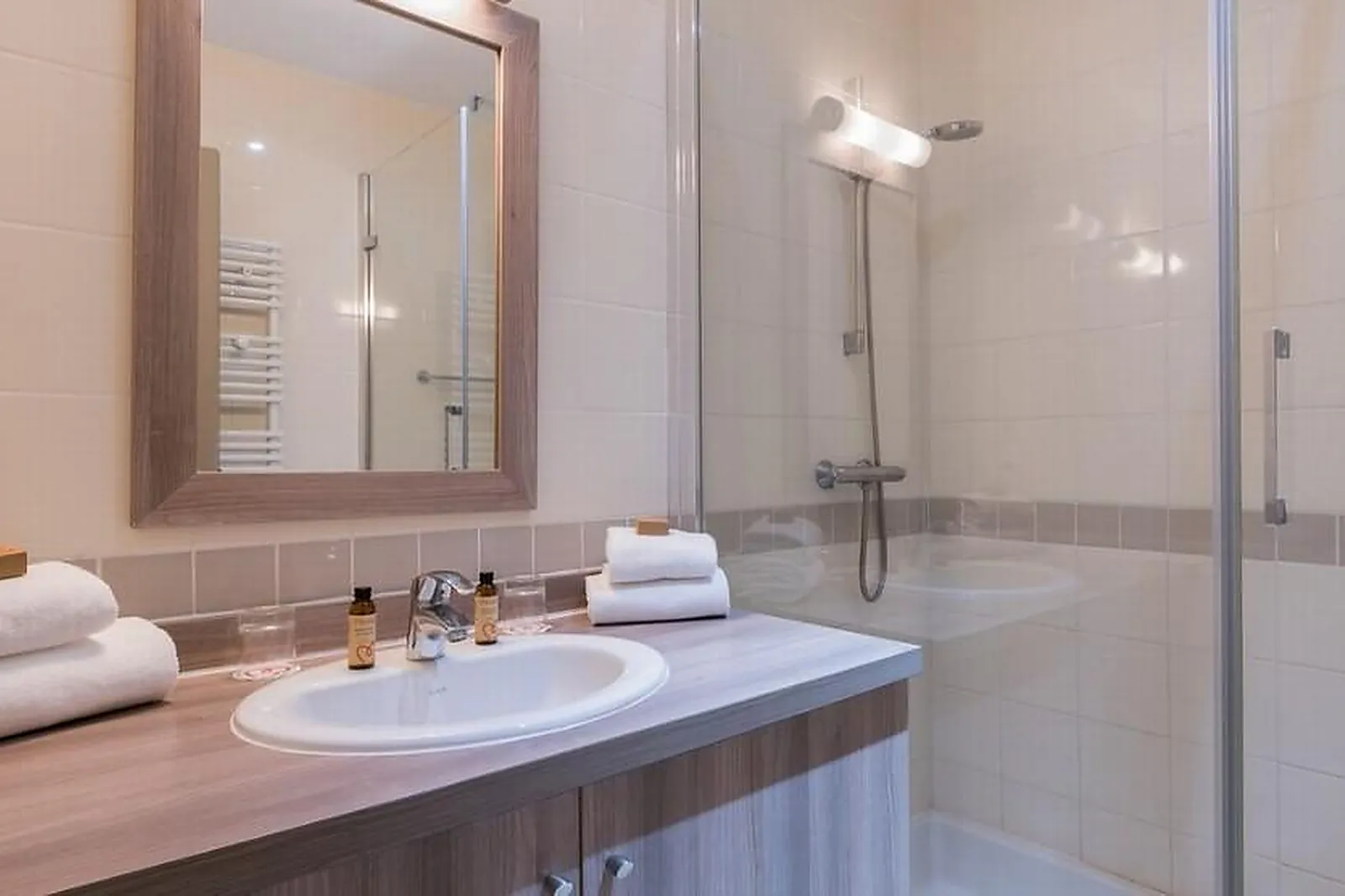 Lieux événementiels, VILLAGE CLUB MILÉADE ROQUEBRUNE-SUR-ARGENS