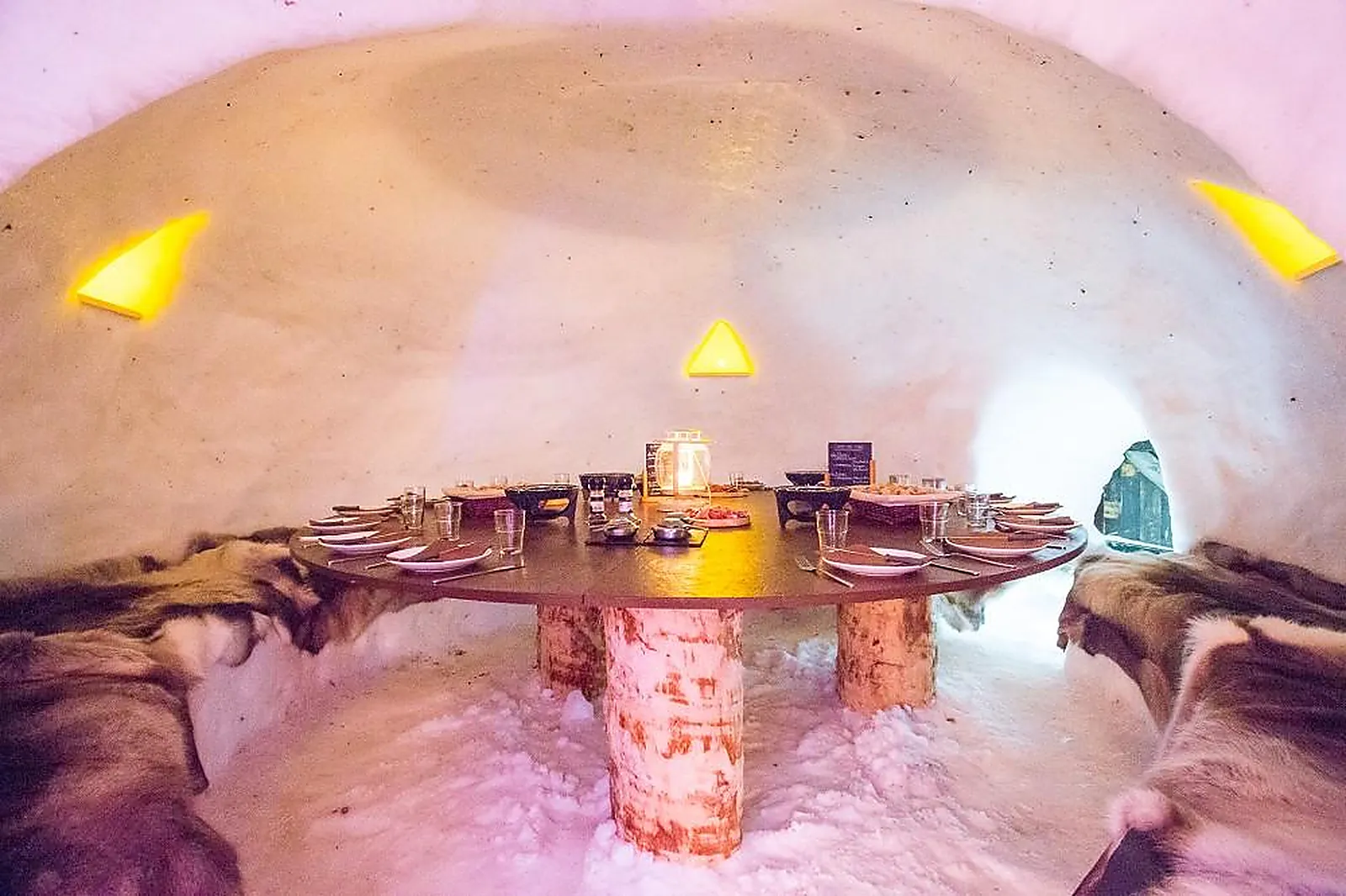 Lieux événementiels, VILLAGE IGLOO BLACKSHEEP