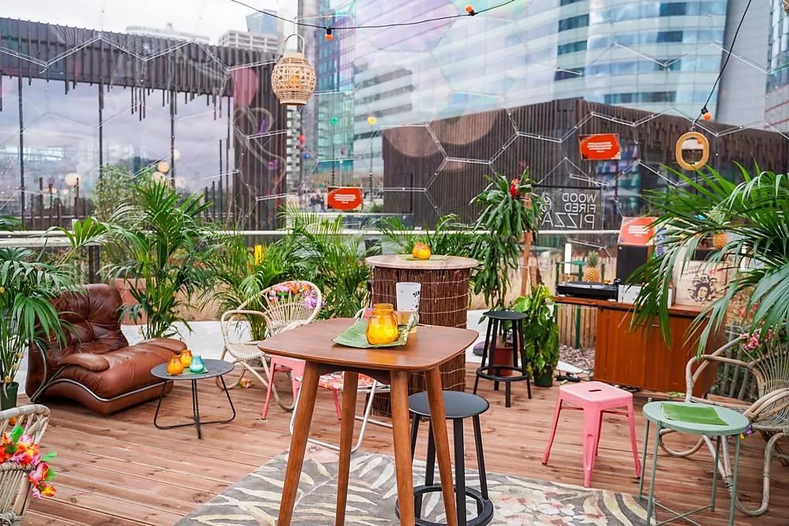 Lieux événementiels, VILLAGE OXYGEN PARIS LA DÉFENSE