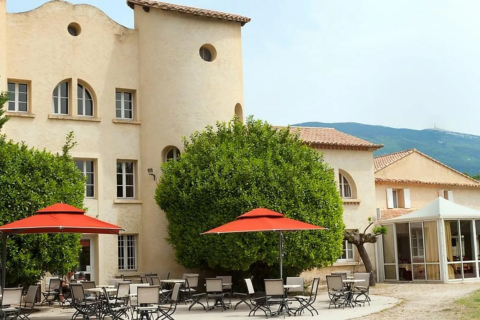 Lieux événementiels, VILLAGE VACANCES LES FLORANS