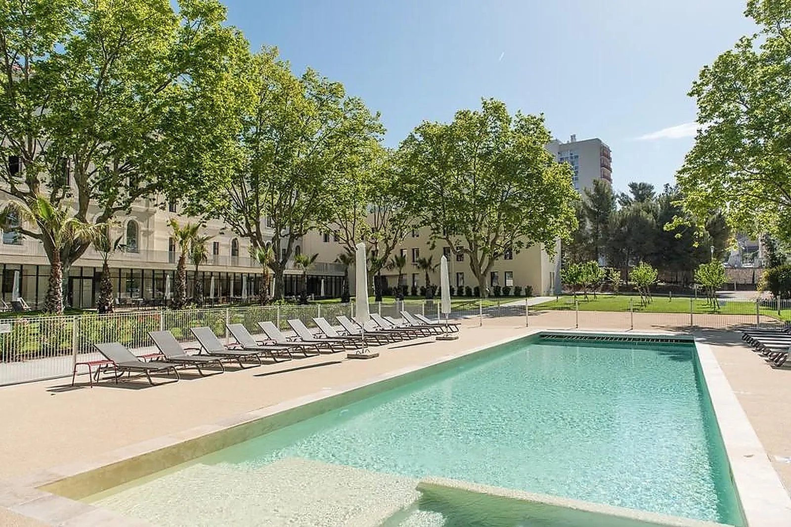 Lieux événementiels, VILLAGES CLUBS DU SOLEIL MARSEILLE