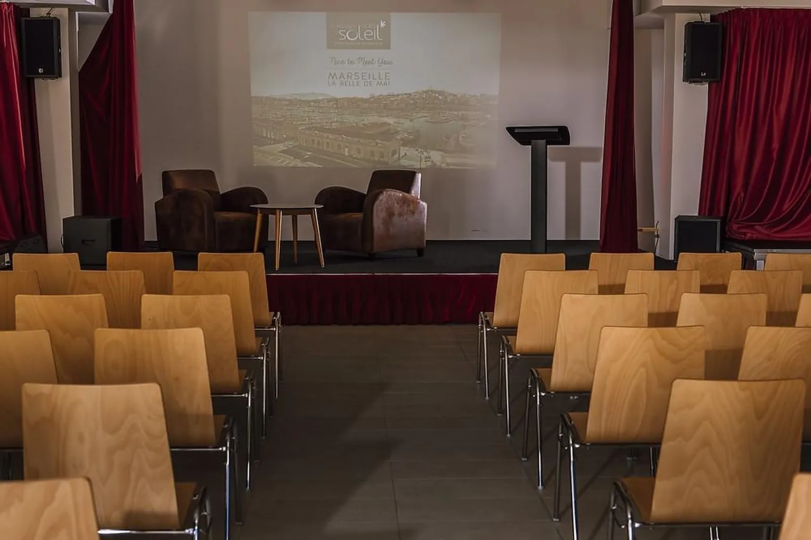 Lieux événementiels, VILLAGES CLUBS DU SOLEIL MARSEILLE