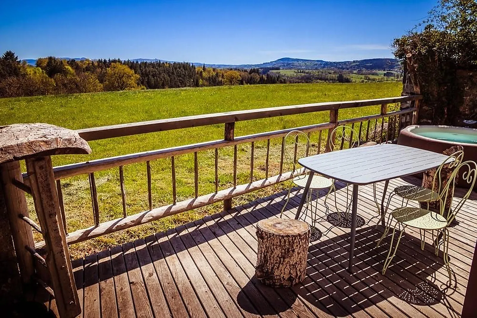 Lieux événementiels, VOLCA LODGES