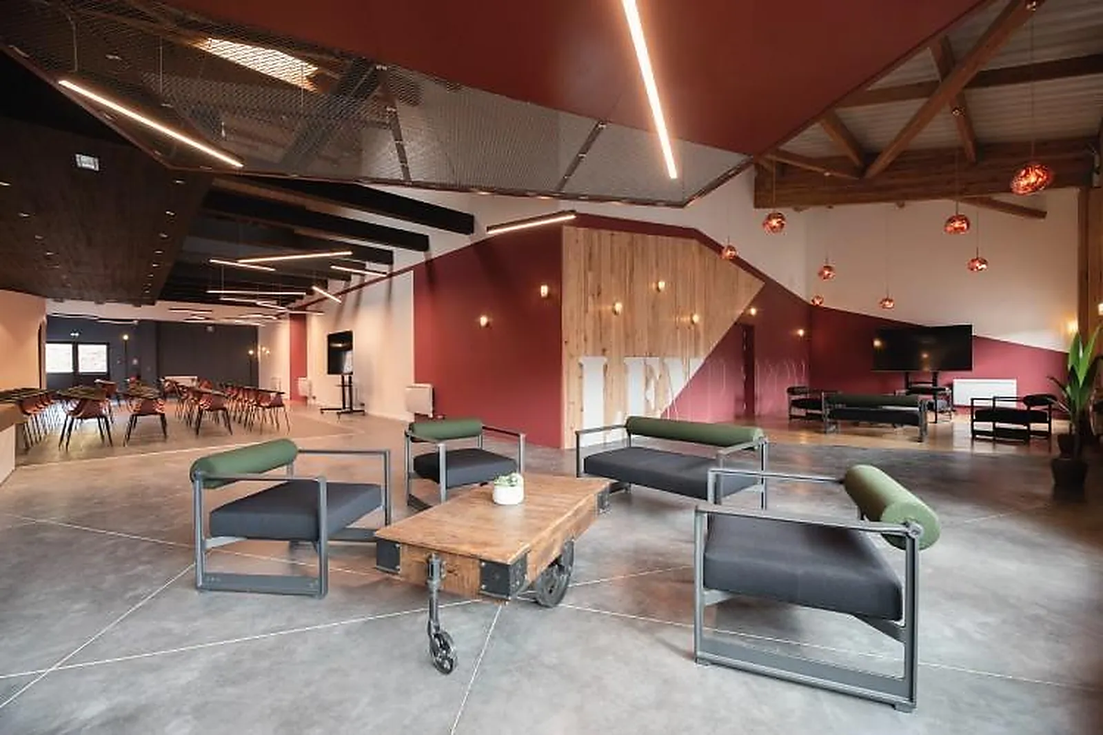 Lieux événementiels, VOLCAN DE LEMPTÉGY