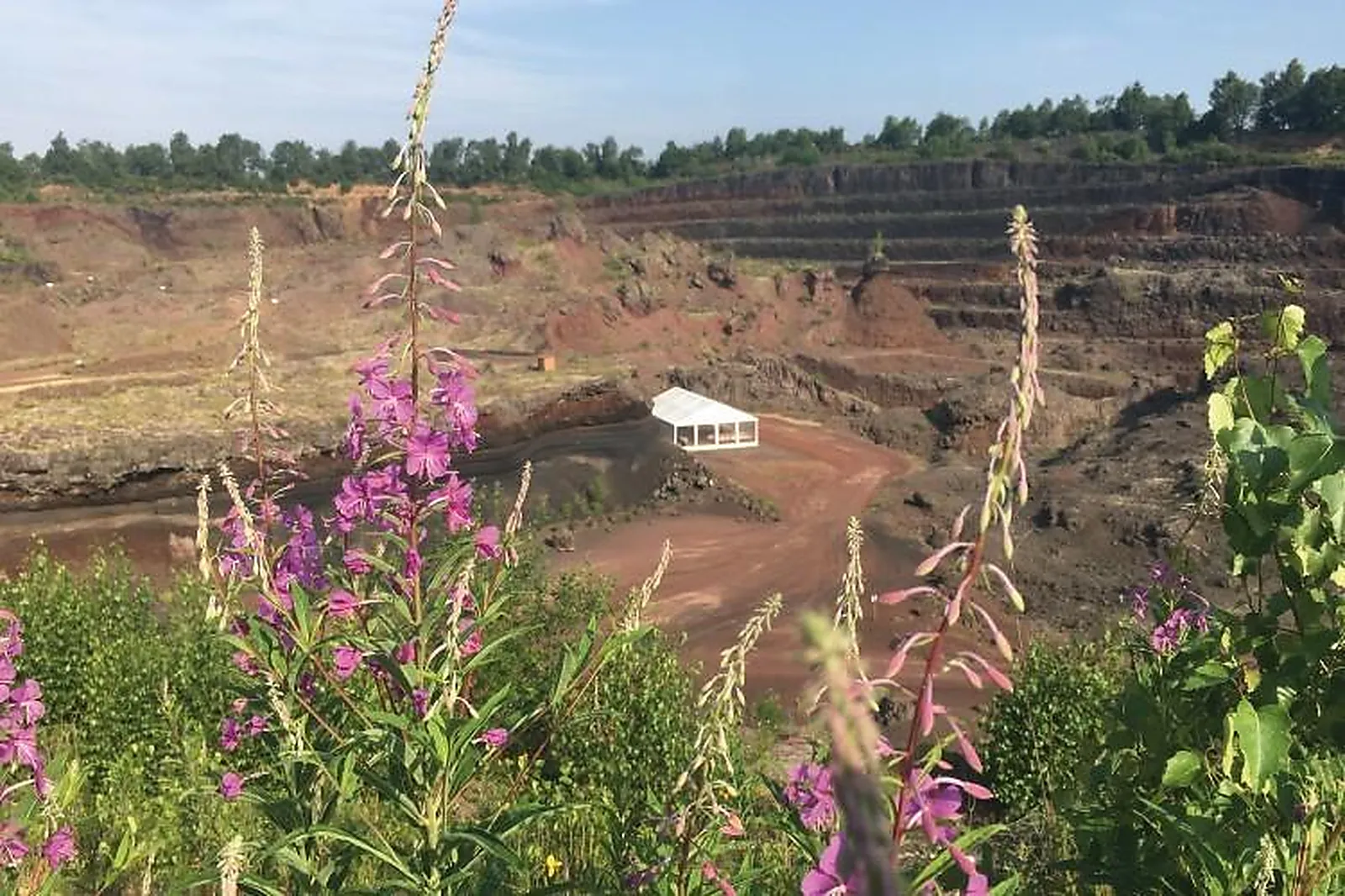 Lieux événementiels, VOLCAN DE LEMPTÉGY