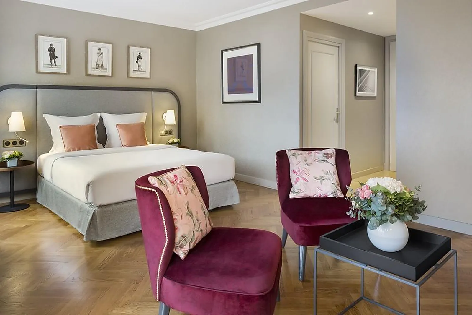 Lieux événementiels, WARWICK REINE ASTRID LYON