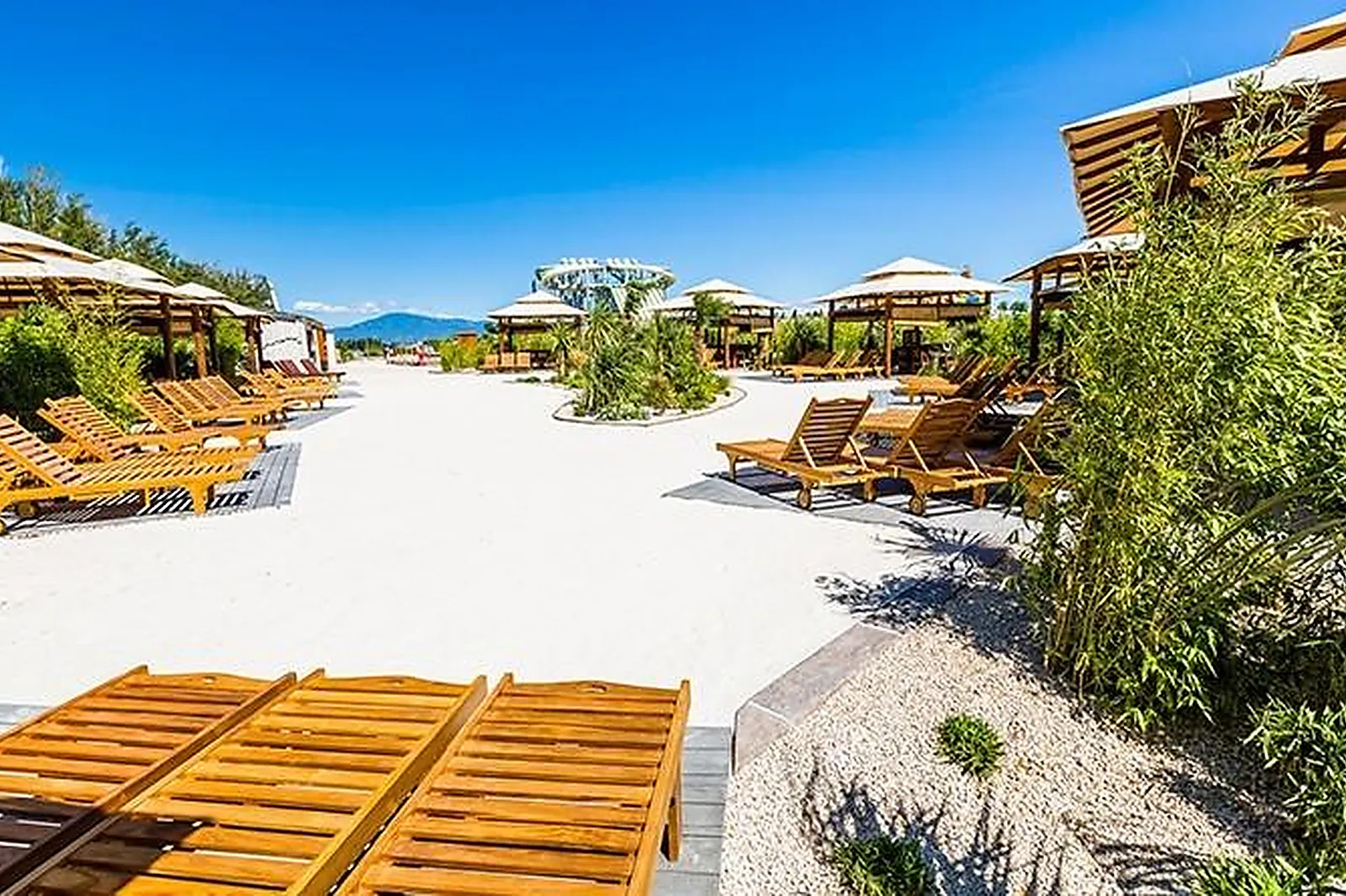 Lieux événementiels, WAVE ISLAND