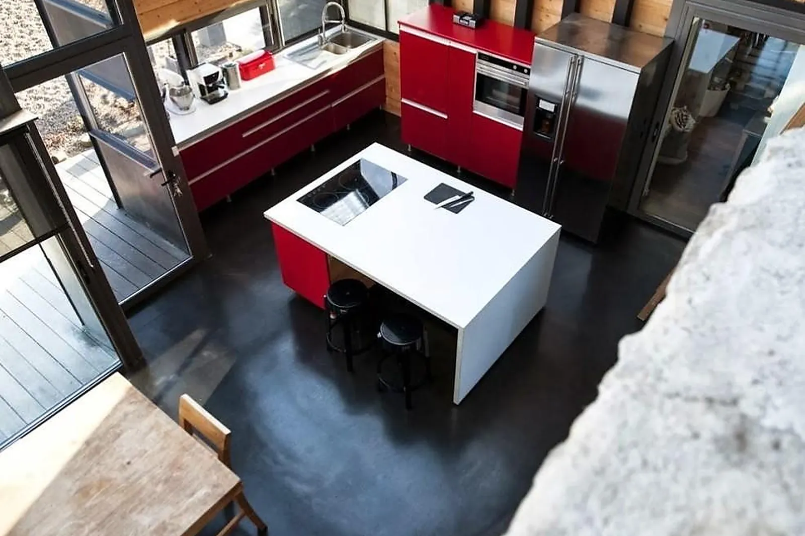 Lieux événementiels, WHITE ET METAL CORNER