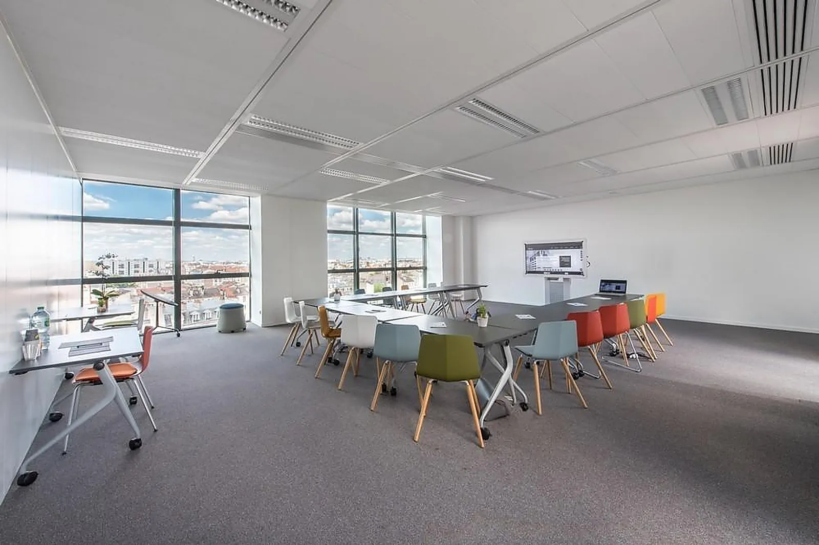 Lieux événementiels, WORK INN