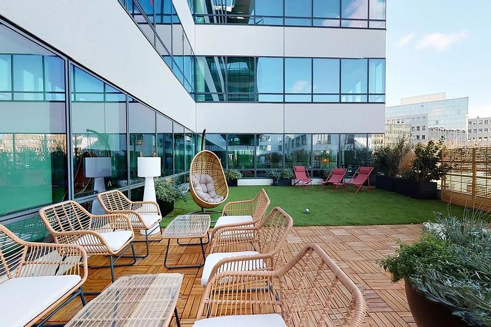 Lieux événementiels, WORK AND SHARE COLOMBES