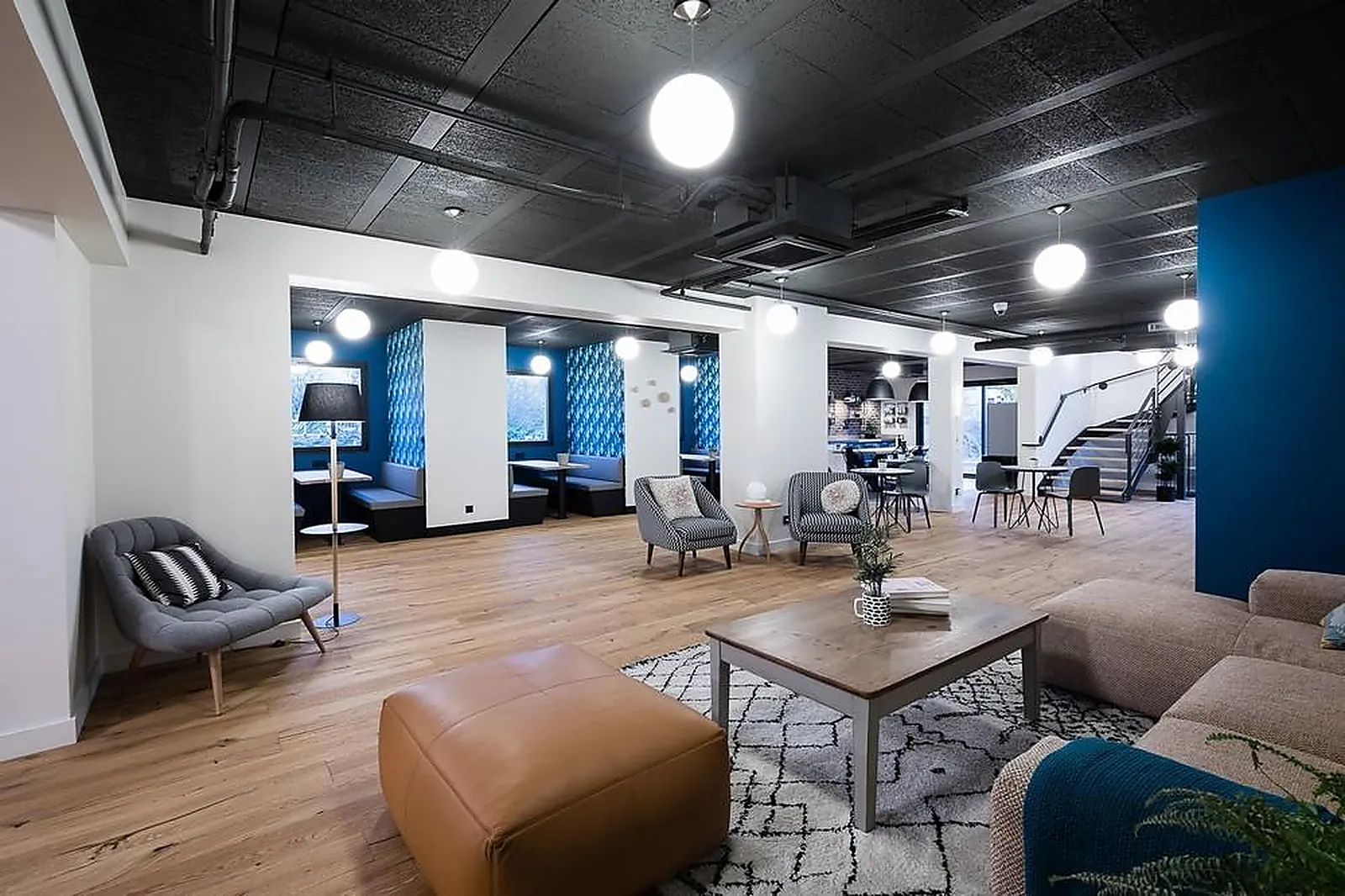 Lieux événementiels, WORK AND WALL