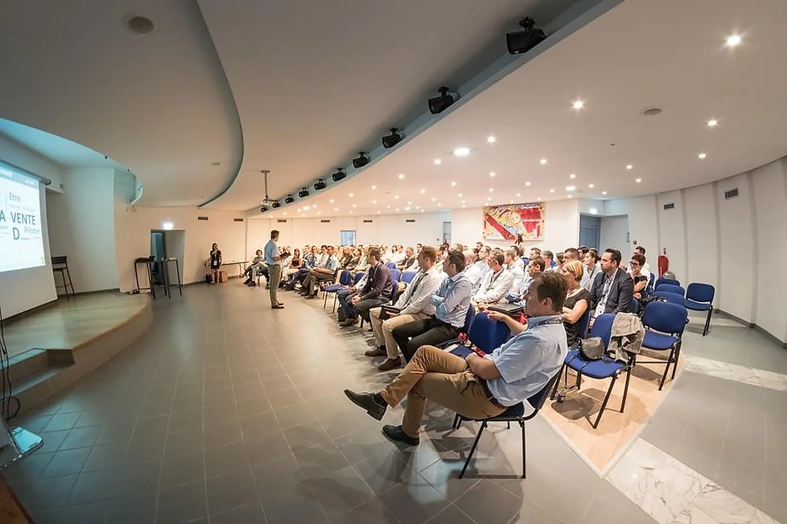Lieux événementiels, YACHT-CLUB DE PORT-CAMARGUE