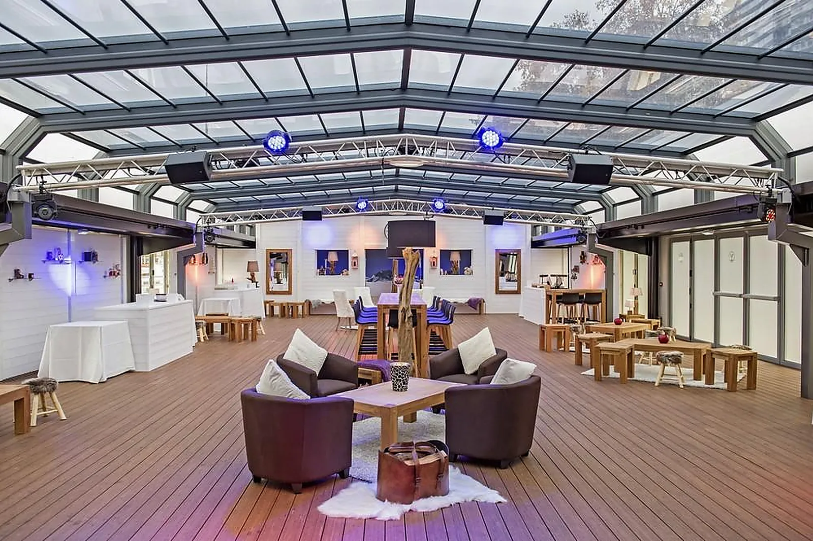 Lieux événementiels, YACHTS DE PARIS - LES SALONS NEWORK