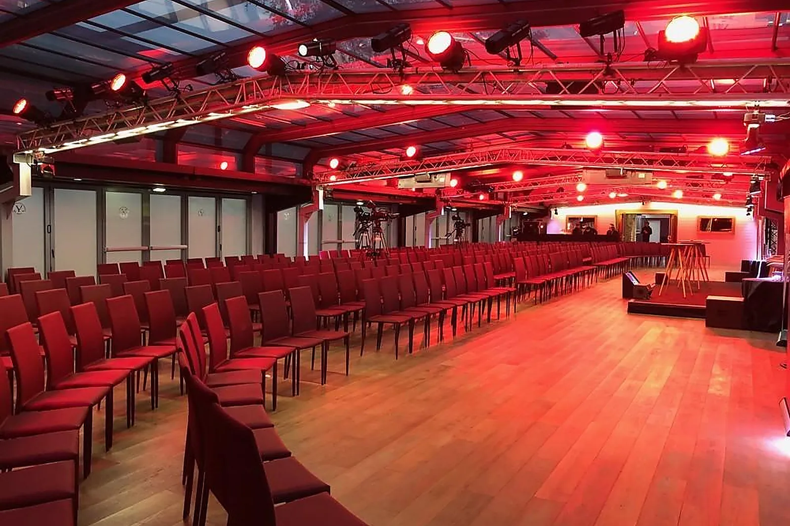 Lieux événementiels, YACHTS DE PARIS - LES SALONS NEWORK