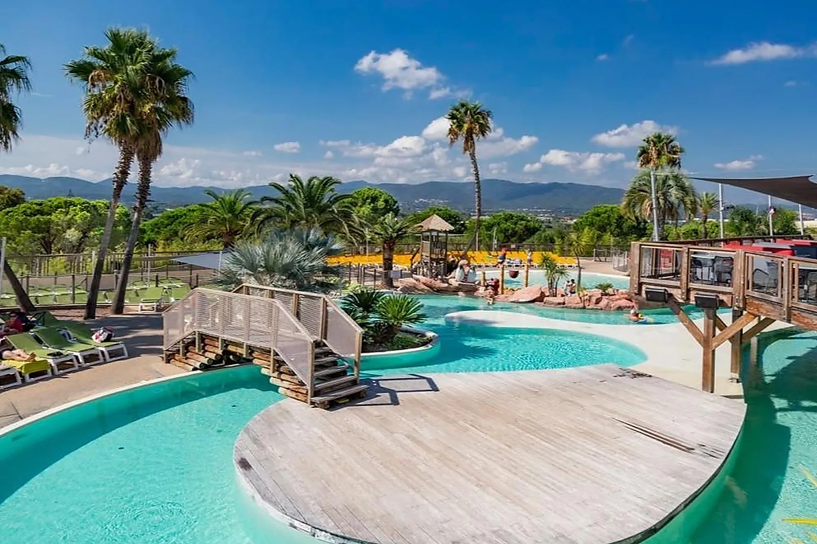 Lieux événementiels, YELLOH! VILLAGE DOMAINE DU COLOMBIER