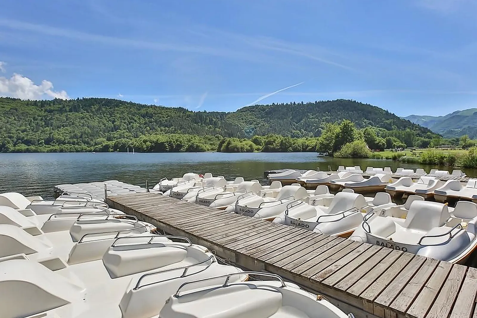 Lieux événementiels, YELLOH! VILLAGE LE PRÉ BAS