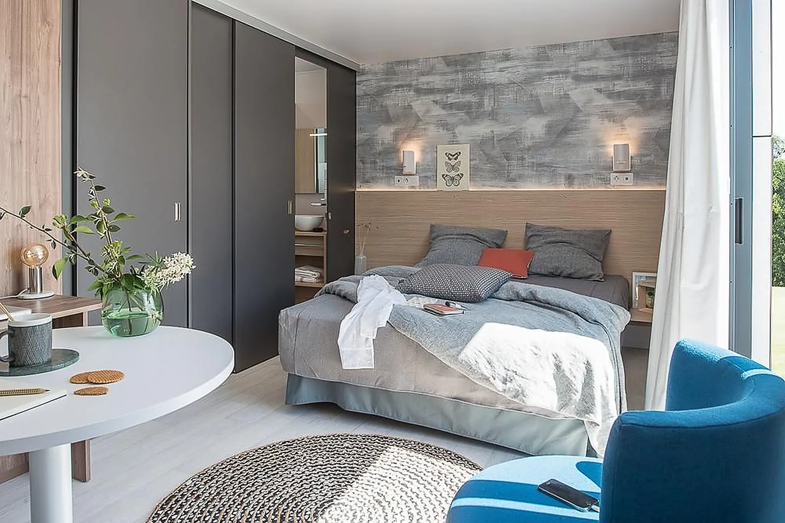 Lieux événementiels, YELLOH! VILLAGE LE PRÉ BAS