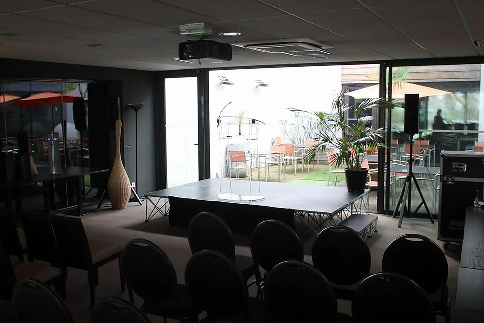 Lieux événementiels, YORESTO