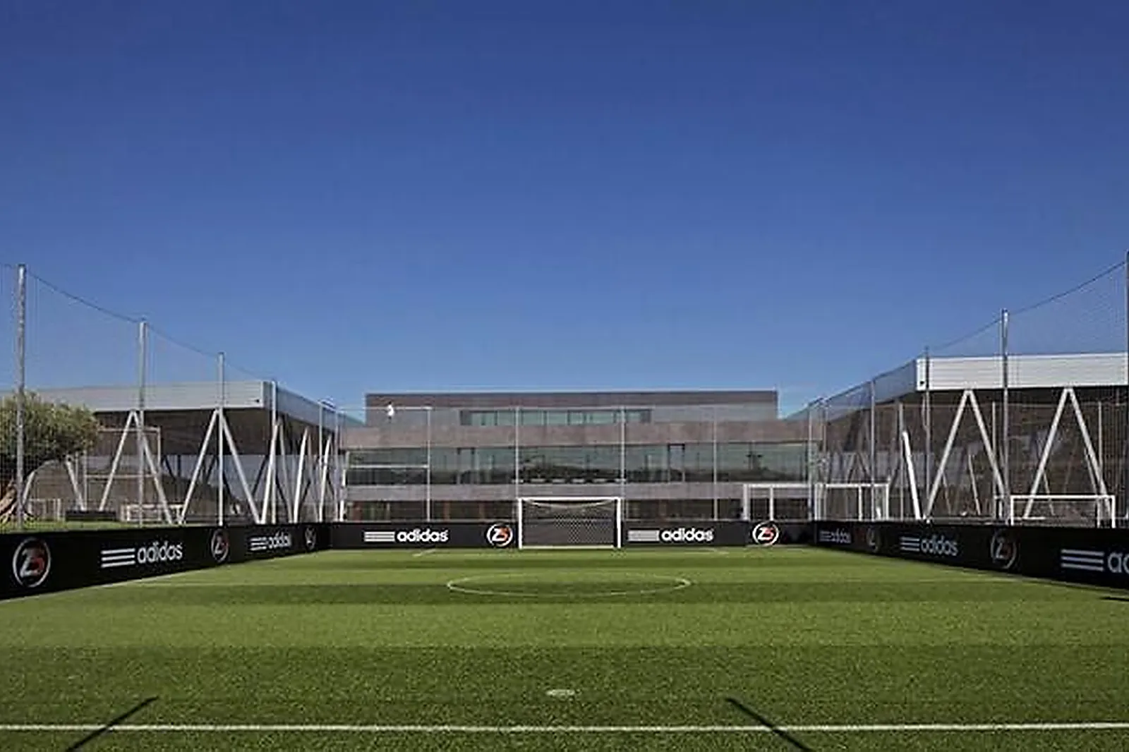 Lieux événementiels, Z5 COMPLEXE AIX-EN-PROVENCE